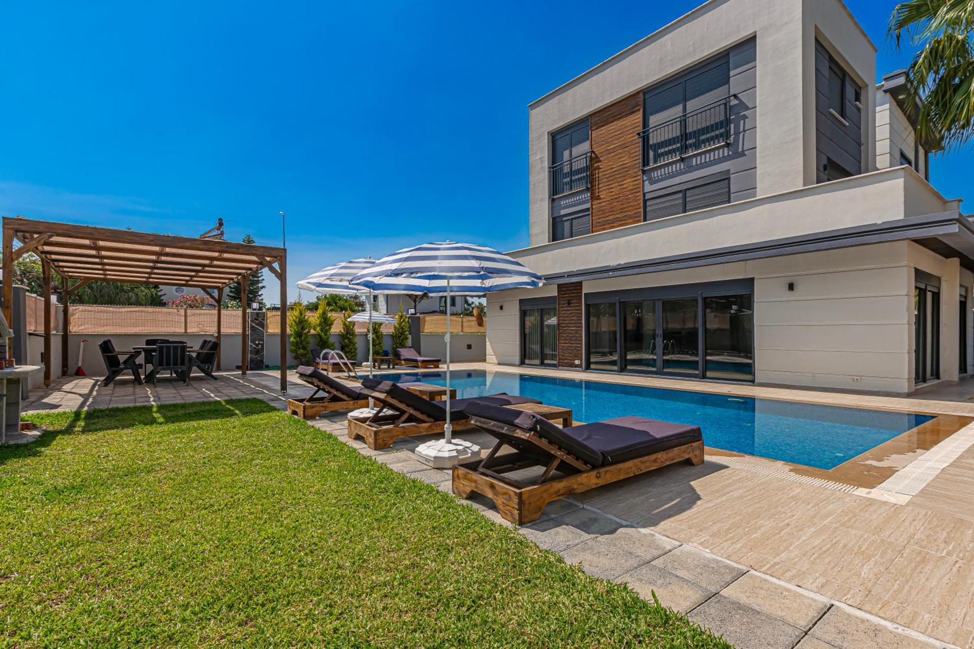 Villa Near By The Land Of Legends , Batiatus Belek